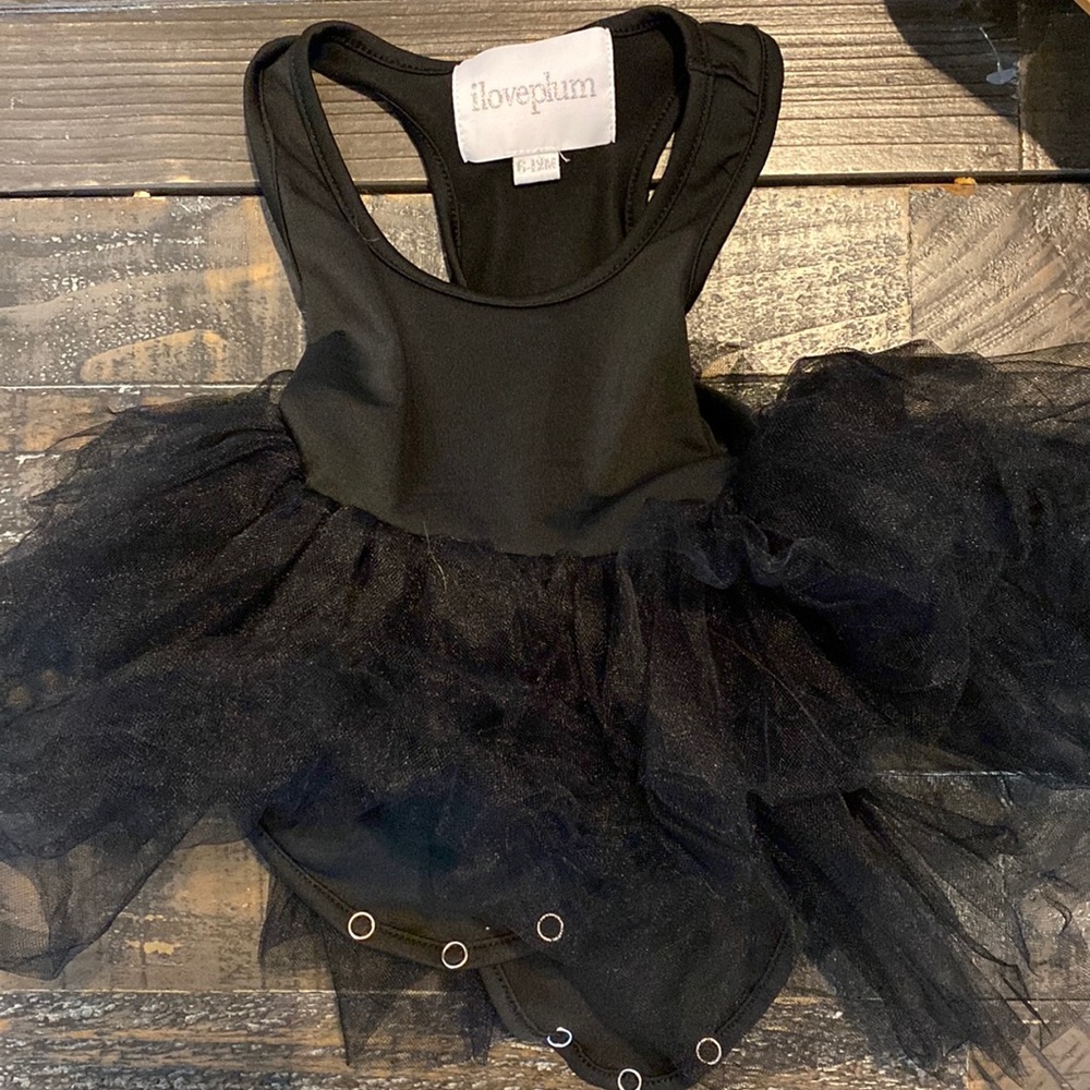 6-12 months I Love Plum black tutu - wore once for fall pics